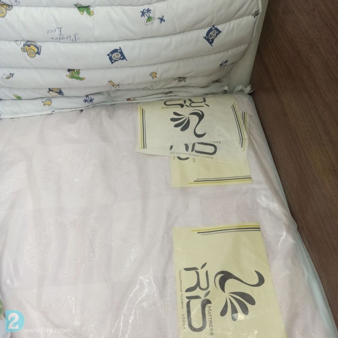 آگهی رایگان تخت کودک و نوجوان( گهواره نوزاد)
