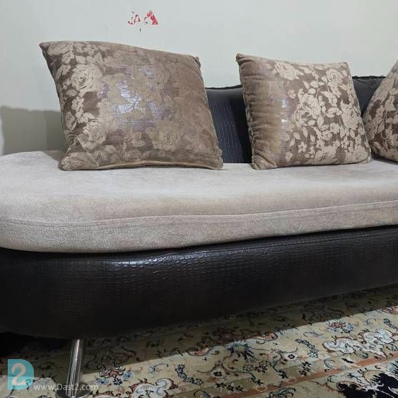 آگهی رایگان مبلمان 8 نفره و میز و عسلی