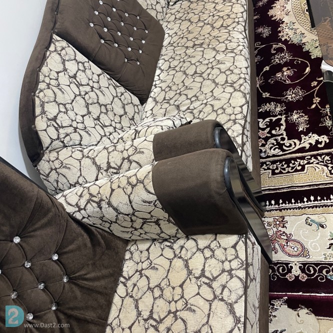 آگهی رایگان مبل ۷ نفره و میز وسط