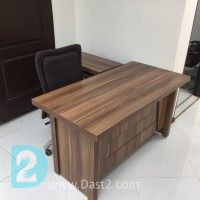 آگهی رایگان میز اداری پرادو