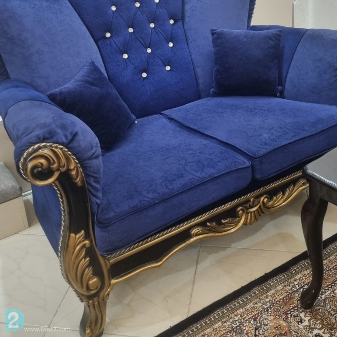 آگهی رایگان مبلمان ۷ نفره به همراه جلو مبلی و عسلی بسیار تمیز
