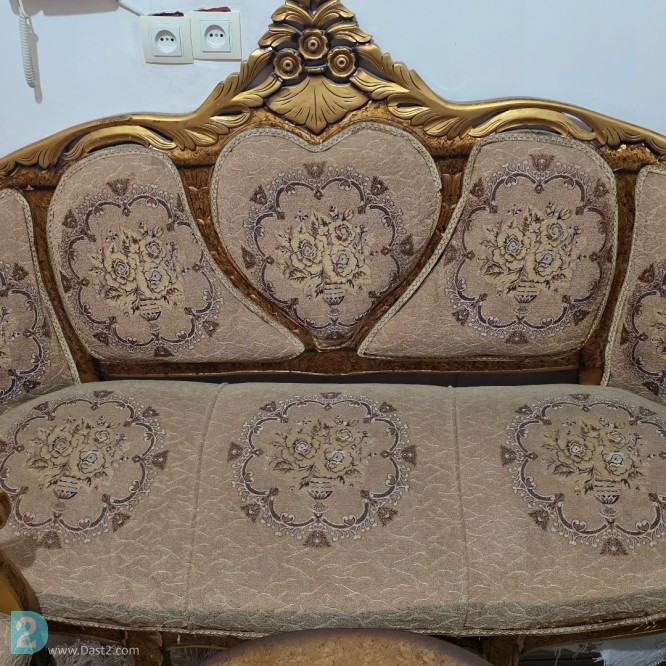 آگهی رایگان مبل و گل میز طرح سلطنتی ۹ نفره