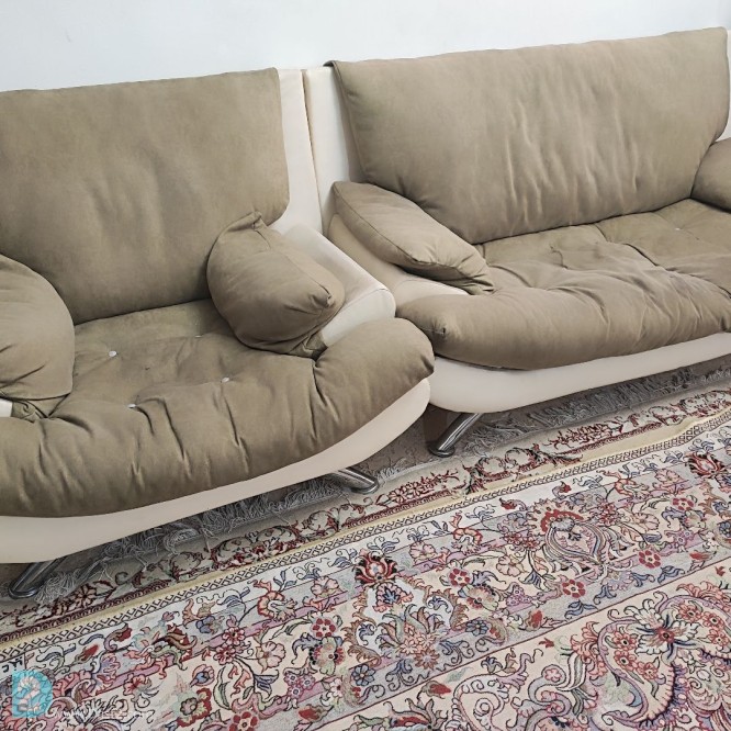 آگهی رایگان مبل راحتی با روکش چرم و پارچه ترک ۶ نفره