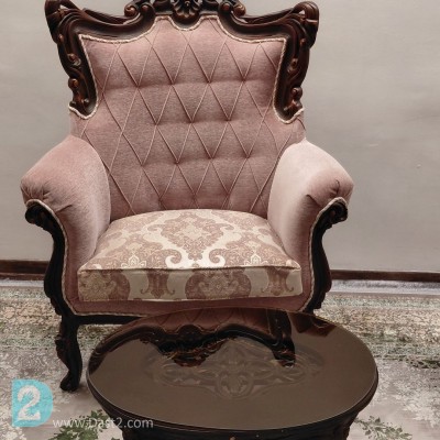مبل هفت نفره با میز وسط و دو عسلی