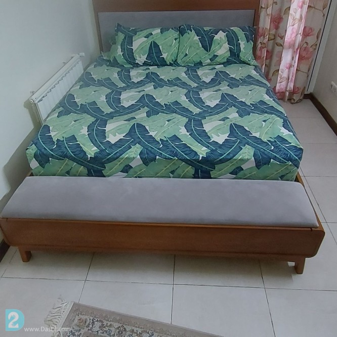 آگهی رایگان تخت دونفره ۱۶۰ و میزارایش