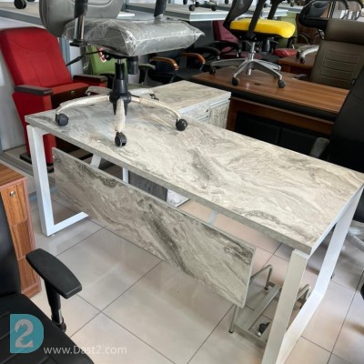 میز مدیریت پایه فلزی