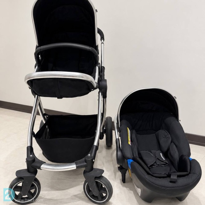 آگهی رایگان کالسکه و کریر Mothercare وارداتی، بسیار تمیز و در حد نو