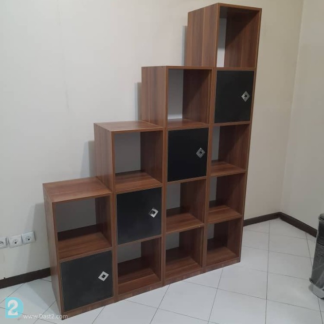 آگهی رایگان کتابخانه پله ای