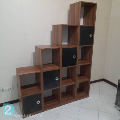 کتابخانه پله ای