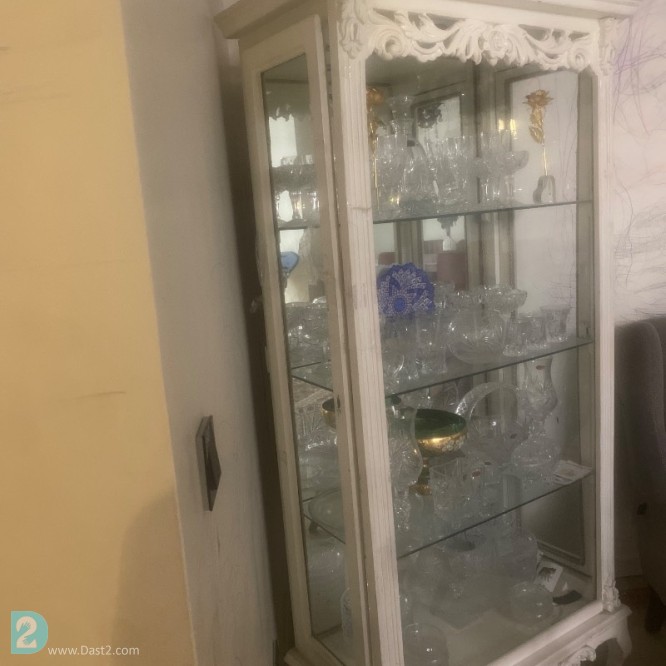 آگهی رایگان فروش کمد و تخت و جاکفشی