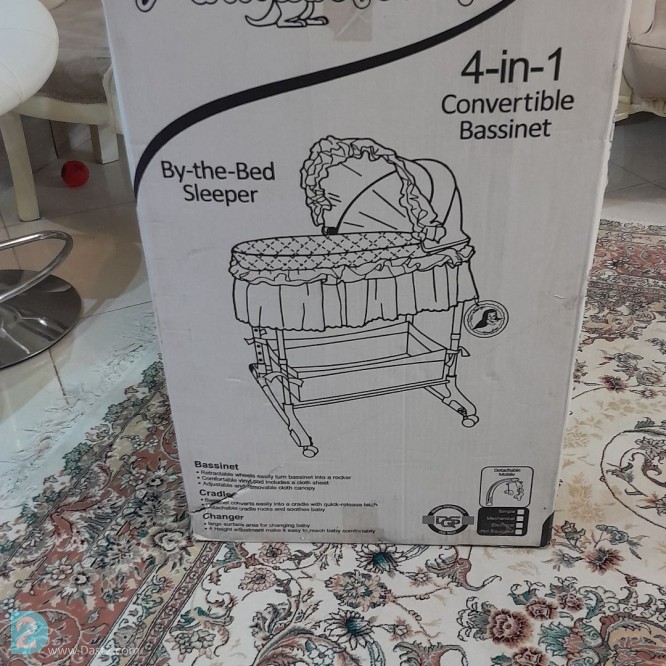 آگهی رایگان روروک ،میز غذا خوری،و گهواره کودک