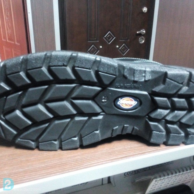 آگهی رایگان کفش کوهنوردی و کفش ایمنی و Severn Safety Boot dickies