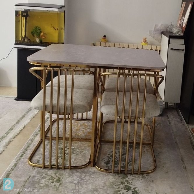 آگهی رایگان مبل و میز ناهارخوری۴نفره