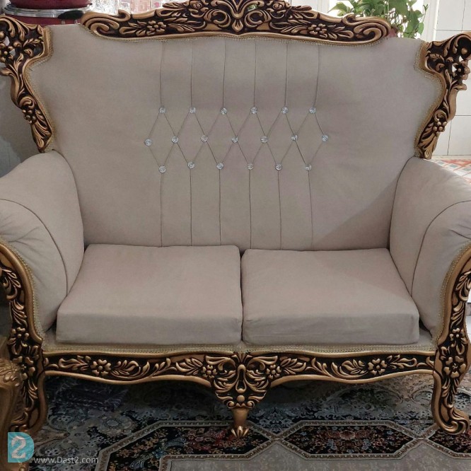 آگهی رایگان مبل ۷ نفره به همراه میز و عسلی
