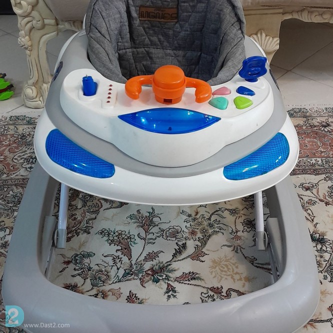 آگهی رایگان روروک ،میز غذا خوری،و گهواره کودک
