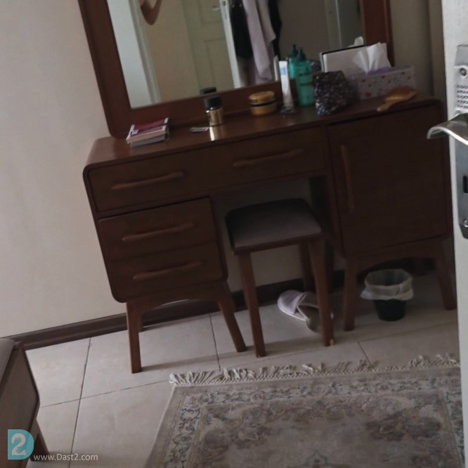 آگهی رایگان تخت دونفره ۱۶۰ و میزارایش