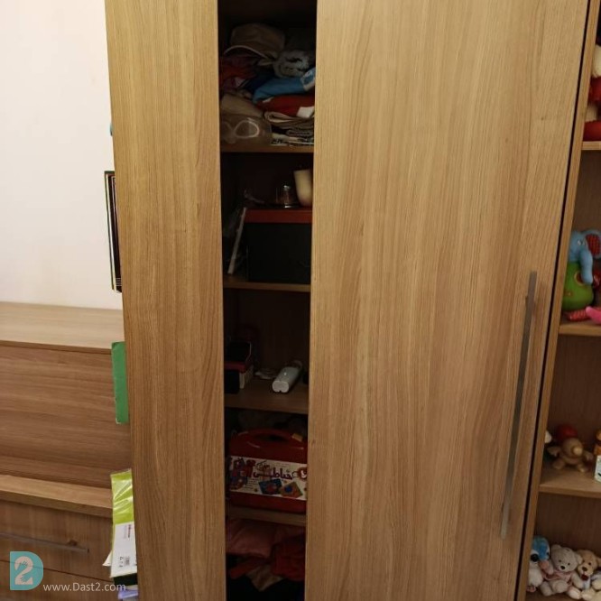 آگهی رایگان تخت و کمد کودک تا نوجوان