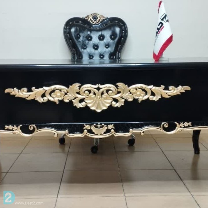 آگهی رایگان میز مدیریت مدل ناپلئون