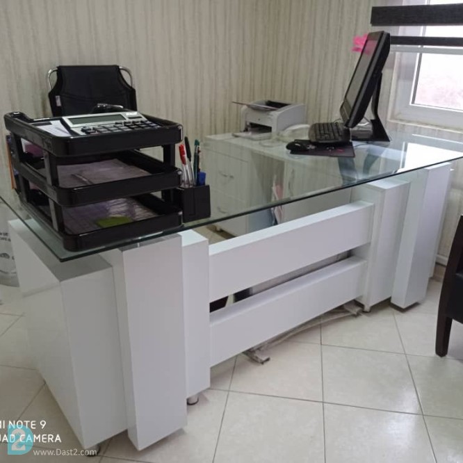 آگهی رایگان میز مدیریت و کنفرانس انزو
