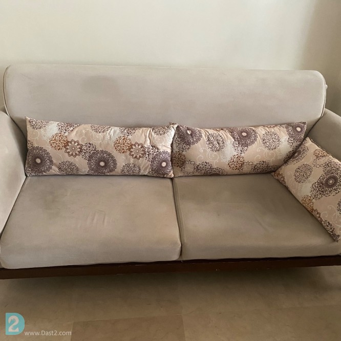 آگهی رایگان مبل تک نفره و سه نفره راحتی کارکرده