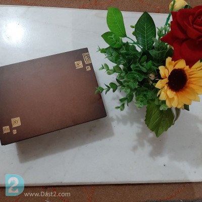 جعبه چوبی قهوه ای رنگ مناسب لوازم آرایشی و زیوالات
