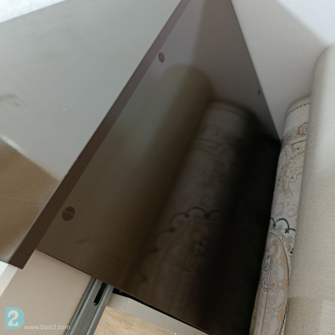 آگهی رایگان فروش فوری میز مطالعه مدرن MDF در حد نو با کمتر از نصف قیمت