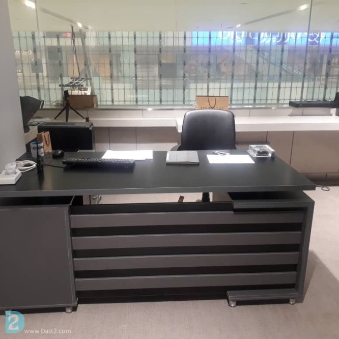 آگهی رایگان میز کارشناسی ممتاز