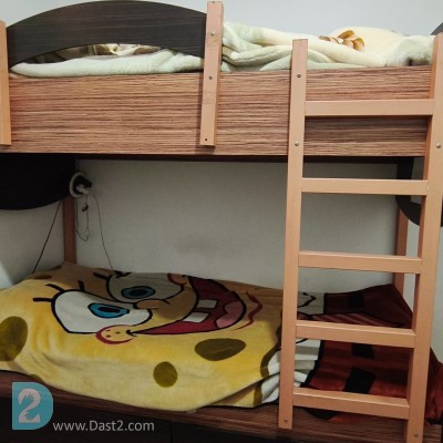 تخت دو طبقه چوبی بزرگ کشور دار