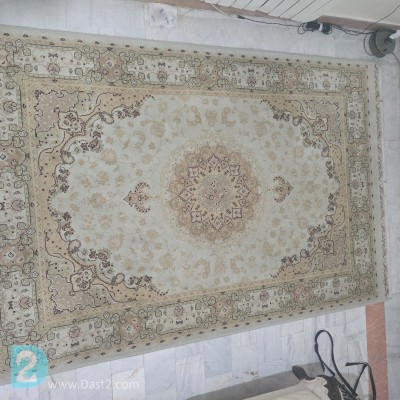 فرش ۶ و ۴ متری