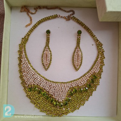 سرویس گردنبند و گوشواره