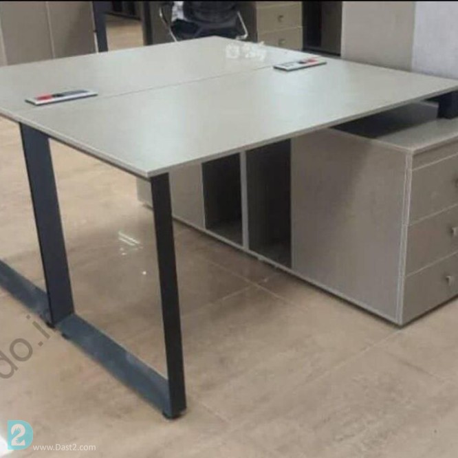 آگهی رایگان میز گروهی پایه فلزی فایل دار