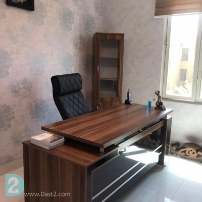 میز مدیریت لیندا