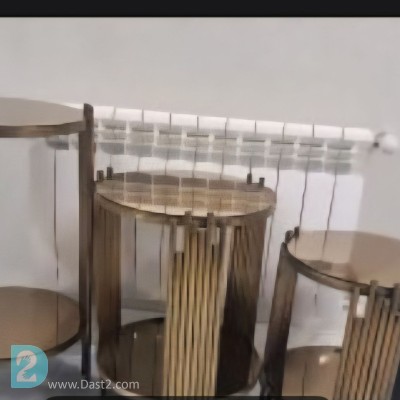 میز کنار سالنی