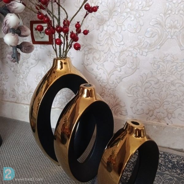 آگهی رایگان گلدان با گل داخلش