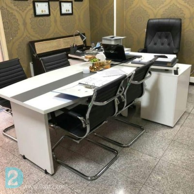 میز کنفرانس پویا