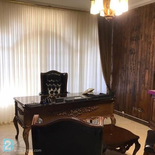 آگهی رایگان میز مدیریت ناپلئونی