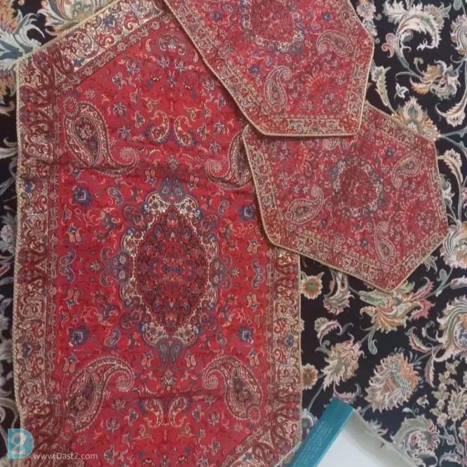 آگهی رایگان رو میزی تِرمه  دور  دست دوز