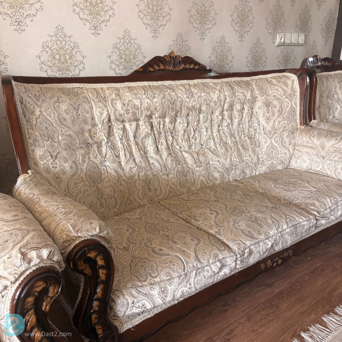 آگهی رایگان مبلمان هفت نفره و میز ناهار خوری۱۰نفره