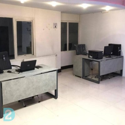 میز پایه فلزی اداری