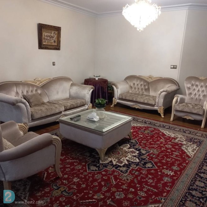 آگهی رایگان مبلمان  شیک ۷ نفره همراه با میز جلو مبلی