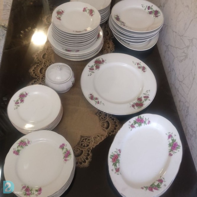 آگهی رایگان سرویس چینی ژاپنی اصل گلسرخی 43پارچه