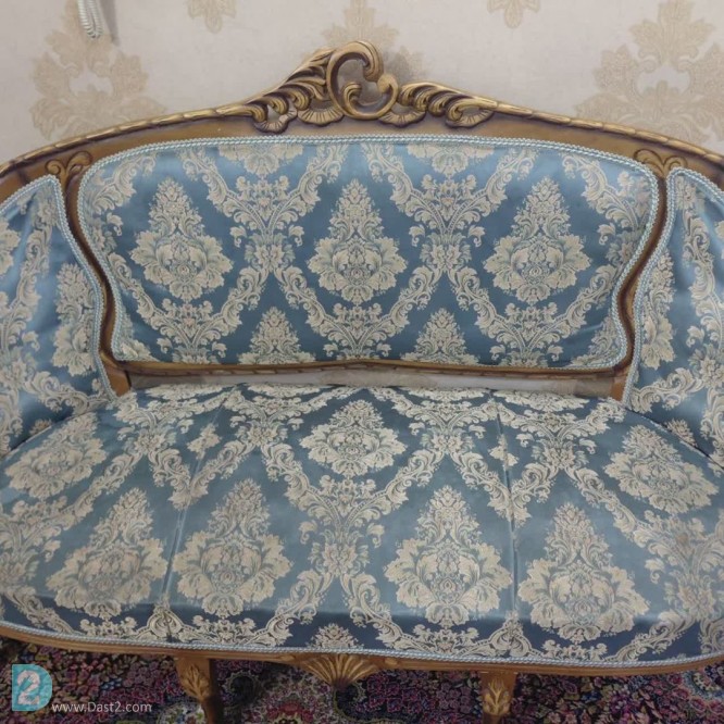 آگهی رایگان مبل ۸نفره استیل به همراه میز بزرگ دوتا عسلی